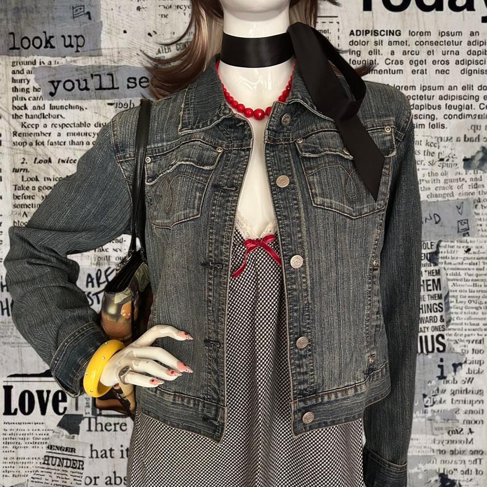 Y2k dark blue Smiths denim jacket intentional worn finish Women's sz L